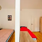 Center Of Prague - Comfortable Home-Like Appartment